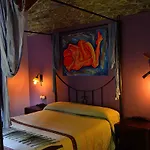 Casa De Baixo 2* لوغو