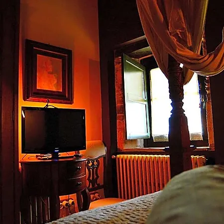 Casa De Baixo Holiday home