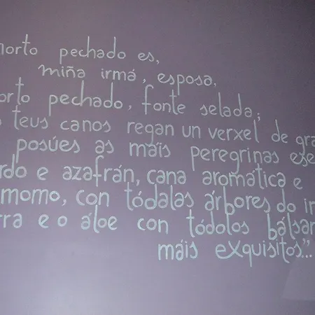 Casa De Baixo Hotel 2*