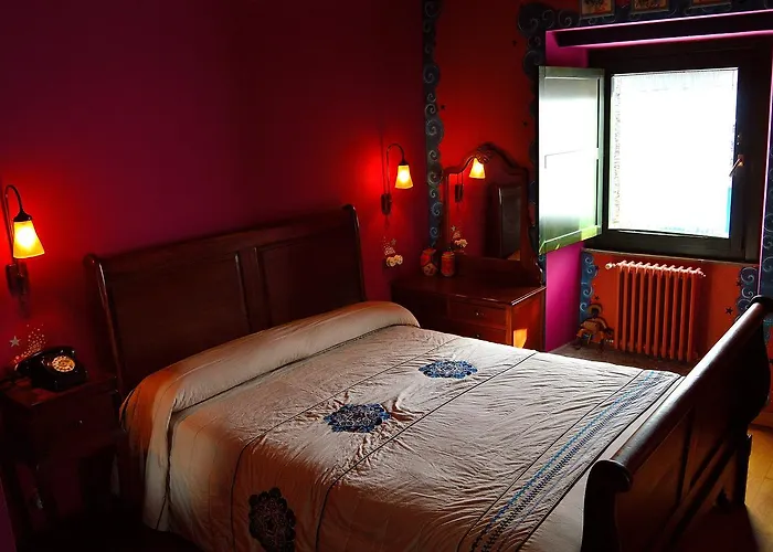 Casa De Baixo 2* לוגו