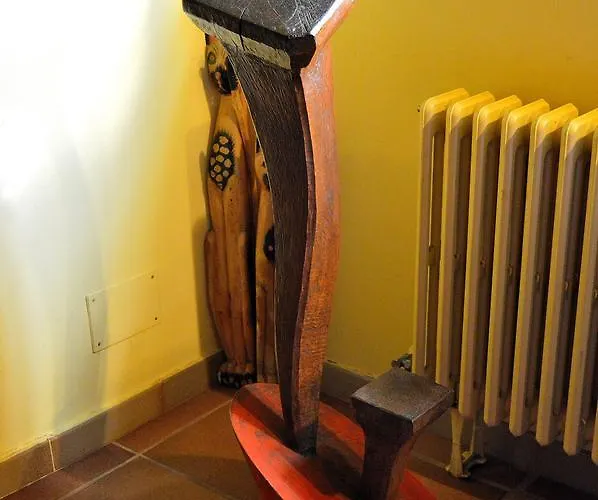 מלון Casa De Baixo לוגו