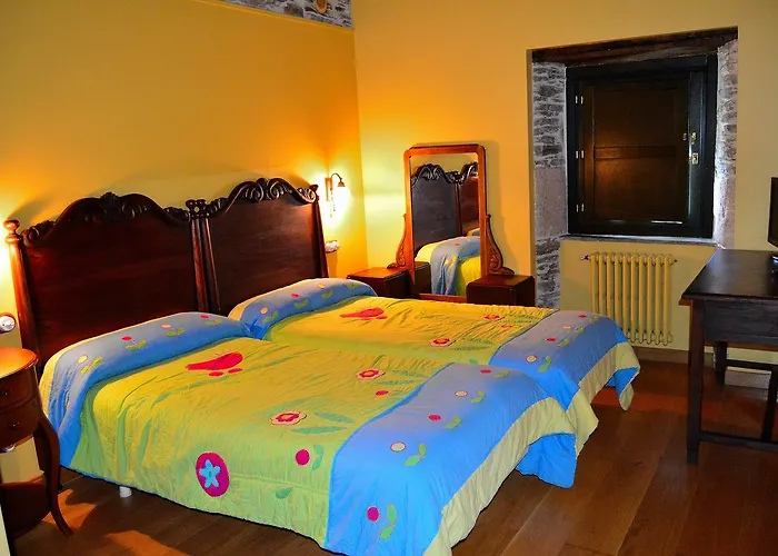 מלון Casa De Baixo